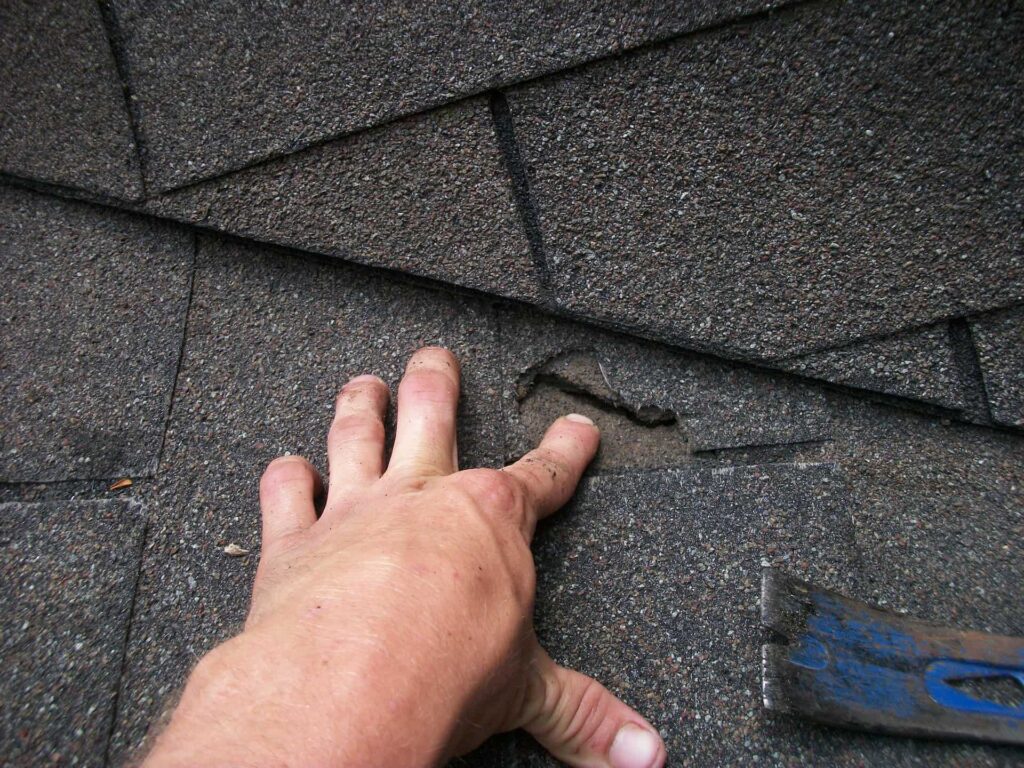 Emergency roofers in Bracknell